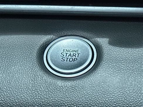Used 2023 Hyundai Elantra SEL FWD image 17