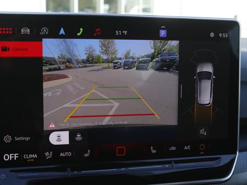 New 2025 Volkswagen GTI SE image 25