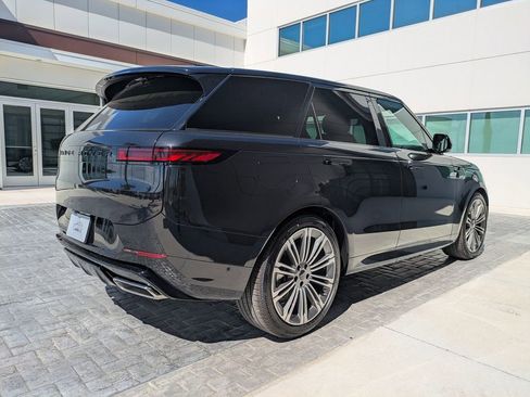 New 2026 Land Rover Range Rover Sport Dynamic SE AWD/4WD image 5