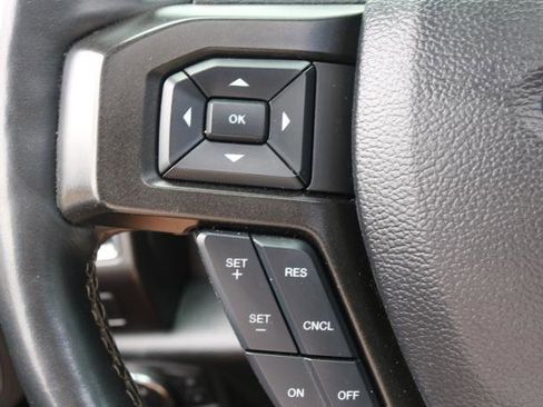 Used 2020 Ford Expedition Limited RWD image 9