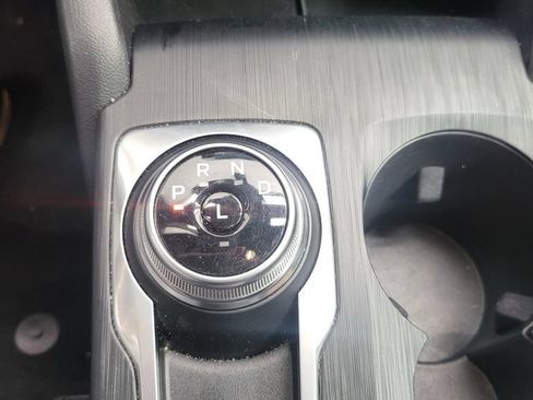 Used 2025 Ford Escape ST-Line AWD/4WD image 6