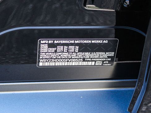 Used 2025 BMW i4 eDrive40 w/ Driving Assistance Package RWD image 27