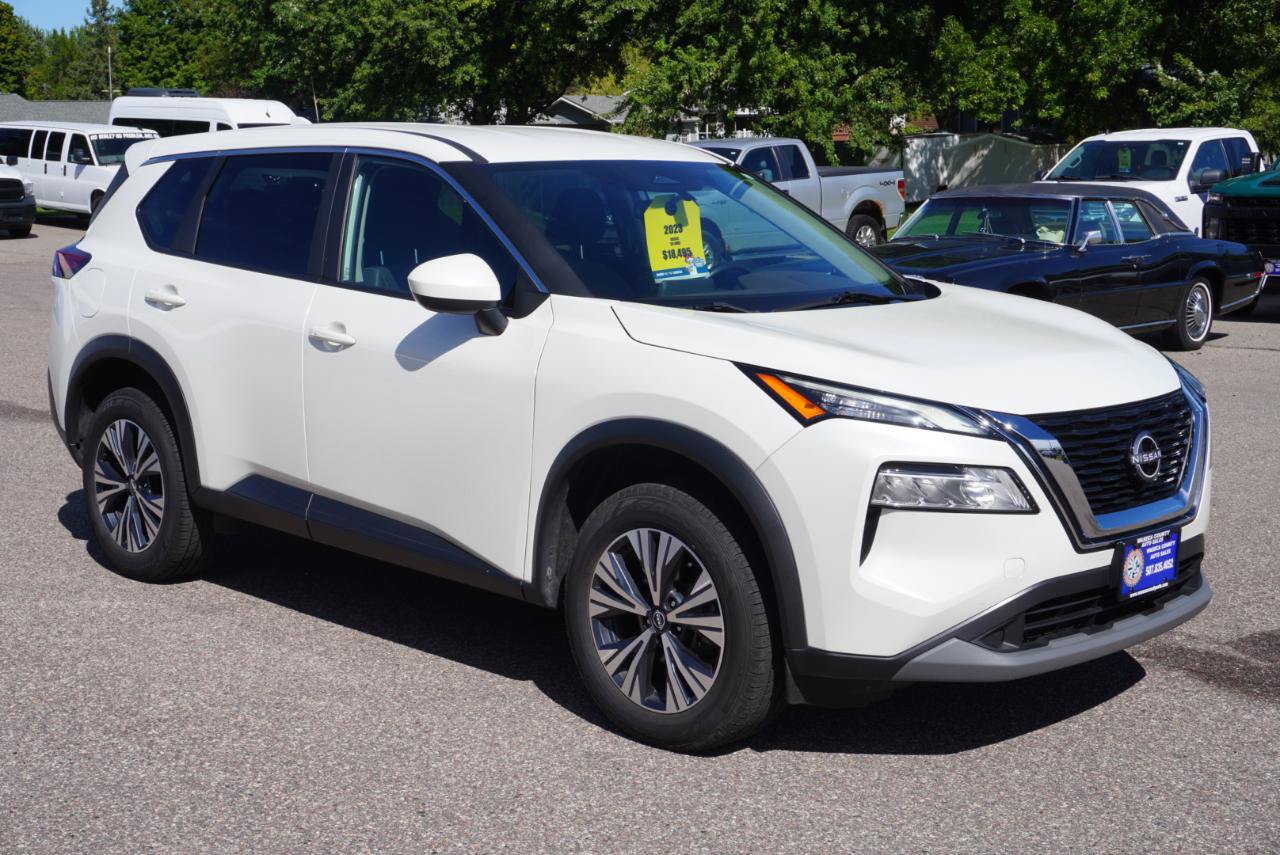Used 2023 Nissan Rogue SV AWD/4WD image 7