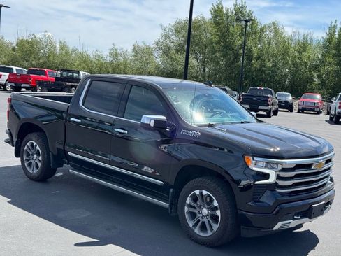 Used 2023 Chevrolet Silverado 1500 High Country w/ Technology Package AWD/4WD image 11