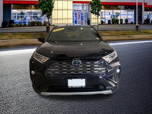 Used 2020 Toyota RAV4 XSE AWD/4WD image 3