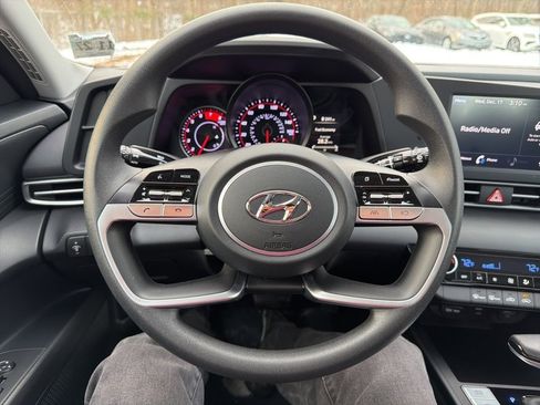 Certified 2023 Hyundai Elantra SEL w/ Cargo Package image 17