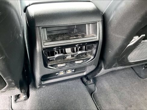 Used 2024 Jeep Grand Cherokee Laredo AWD/4WD image 10