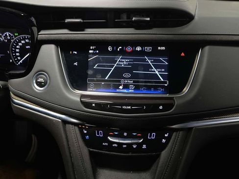 Used 2019 Cadillac XT5 Platinum image 16