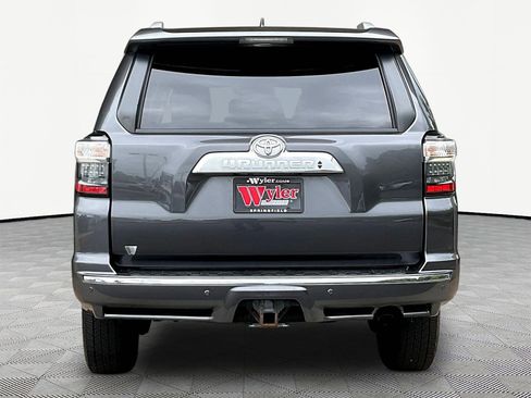 Used 2020 Toyota 4Runner Limited AWD/4WD image 5
