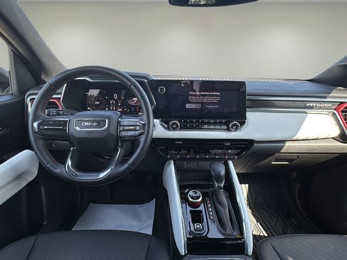 Used 2024 GMC Canyon AT4X w/ AT4X AEV Edition image 16