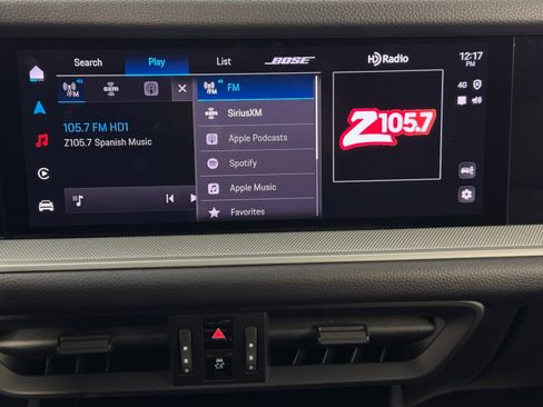 Used 2024 Porsche Cayenne image 34