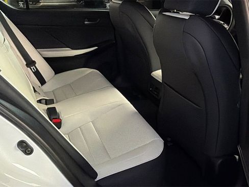 Certified 2025 Lexus IS 350 F Sport image 13