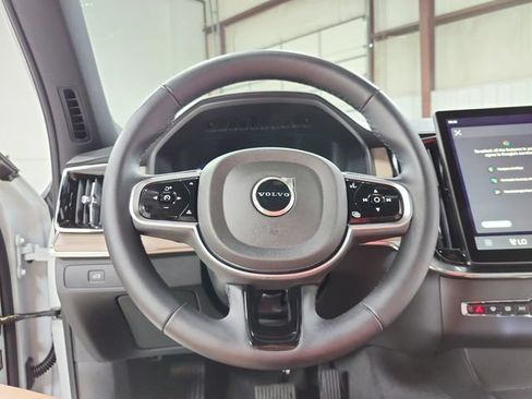 Used 2026 Volvo XC90 B6 Ultra w/ Protection Package AWD/4WD image 23