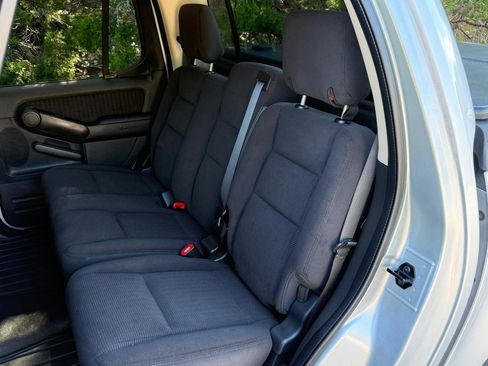Used 2010 Ford Explorer Sport Trac XLT RWD image 20