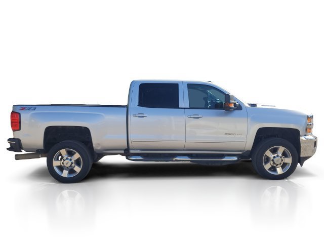 Used 2018 Chevrolet Silverado 2500 LT w/ LT Convenience Package AWD/4WD image 8
