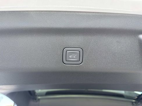 New 2026 Cadillac Escalade Platinum Luxury w/ LPO, Floor Liner Package image 12