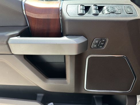Used 2022 Ford F250 King Ranch w/ King Ranch Ultimate Package AWD/4WD image 24
