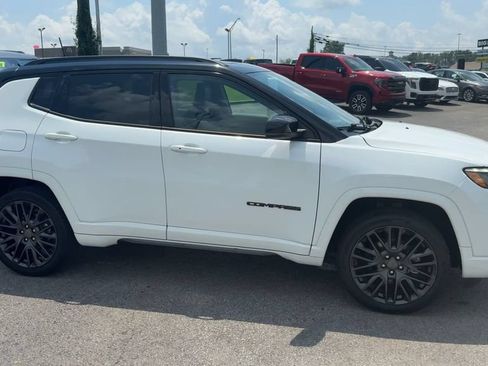 Used 2022 Jeep Compass High Altitude AWD/4WD image 8