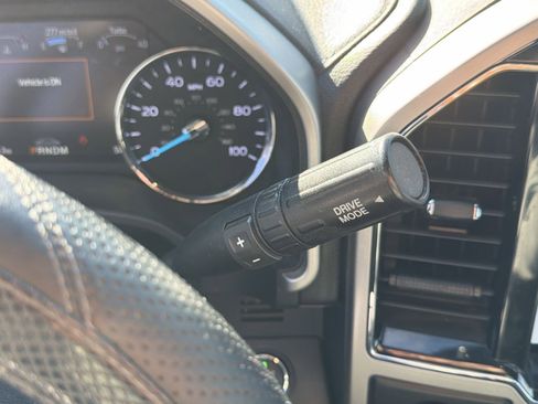 Used 2022 Ford F450 Lariat w/ Lariat Ultimate Package image 28