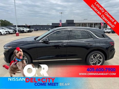 Used 2025 Genesis GV70 2.5T AWD/4WD image 2