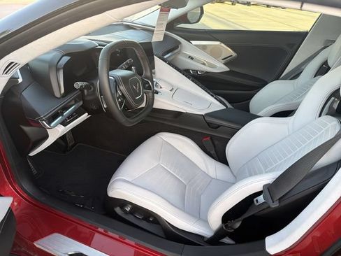Used 2023 Chevrolet Corvette Stingray Premium Conv w/ Z51 Performance Package RWD image 23