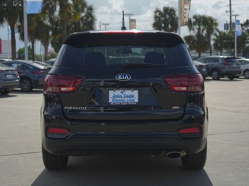 Used 2019 Kia Sorento L image 5