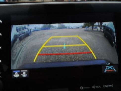 Used 2020 Toyota Avalon XLE image 31