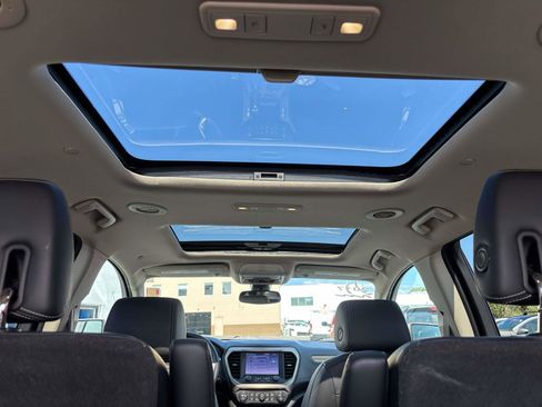 Used 2017 GMC Acadia Denali w/ Technology Package image 14