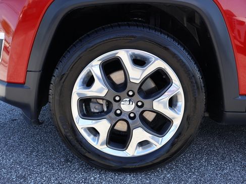 Used 2019 Jeep Compass Limited FWD image 9