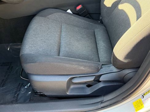 Used 2025 Toyota Camry LE image 25