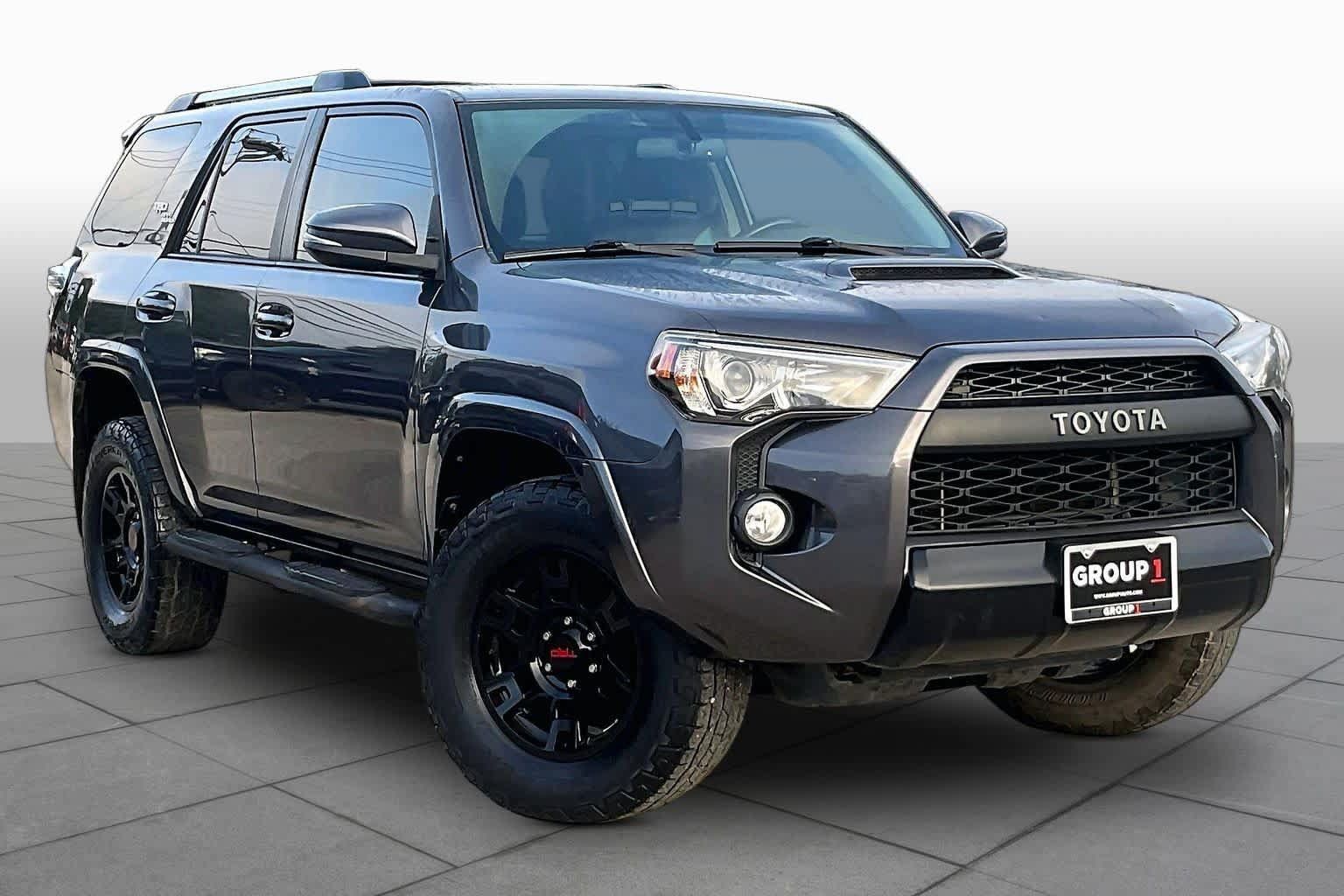 Used 2018 Toyota 4Runner TRD Off-Road Premium AWD/4WD image 3