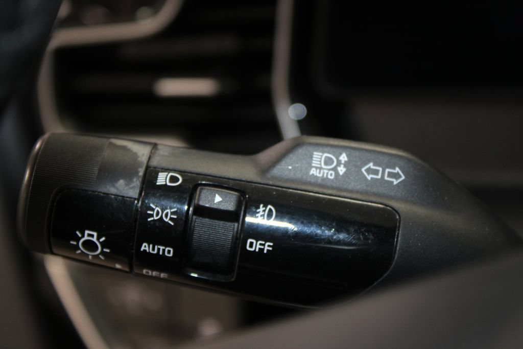 Used 2023 Kia Sportage SX FWD image 43