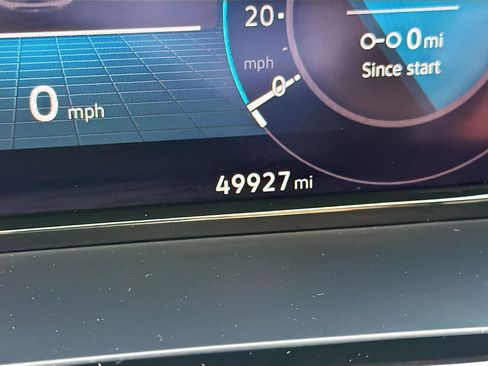 Used 2024 Volkswagen Atlas SE image 41