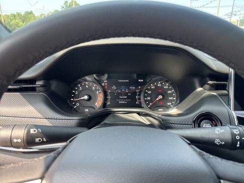 Used 2025 Jeep Compass Latitude w/ Convenience Group AWD/4WD image 20