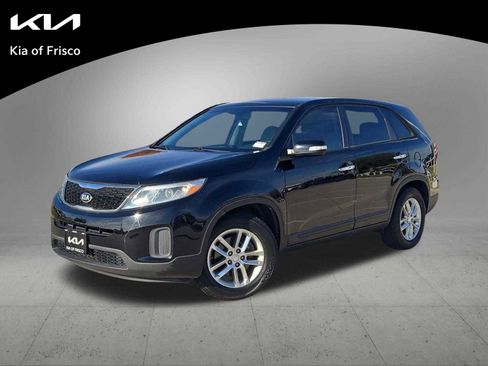 Used 2015 Kia Sorento LX image 1