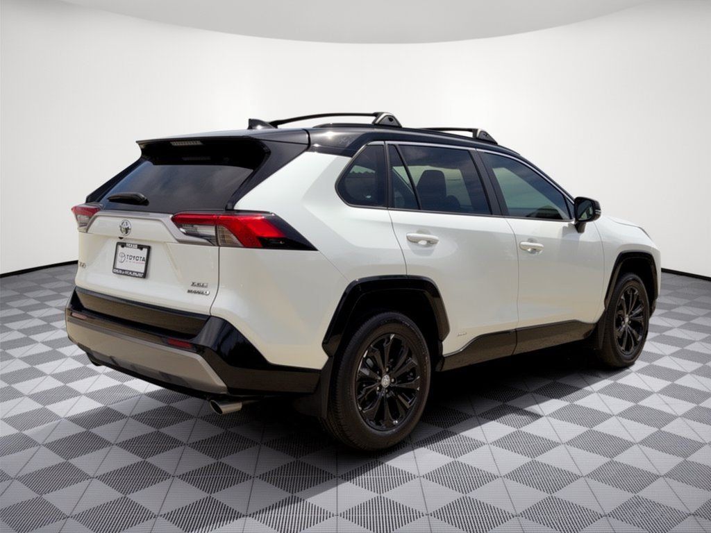 Used 2024 Toyota RAV4 XSE w/ Advanced Technology Package AWD/4WD image 9