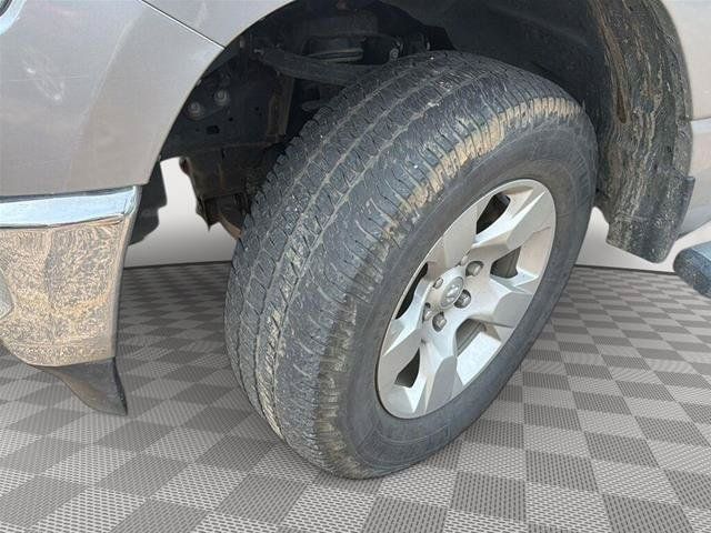 Used 2022 RAM 1500 Big Horn AWD/4WD image 3