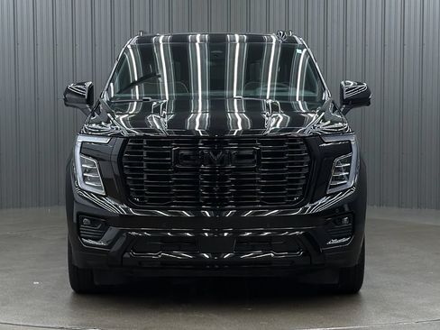 Used 2026 GMC Yukon Denali Ultimate AWD/4WD image 8