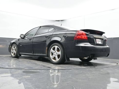 Used 2008 Pontiac Grand Prix GXP w/ Sun And Sound Package FWD image 28