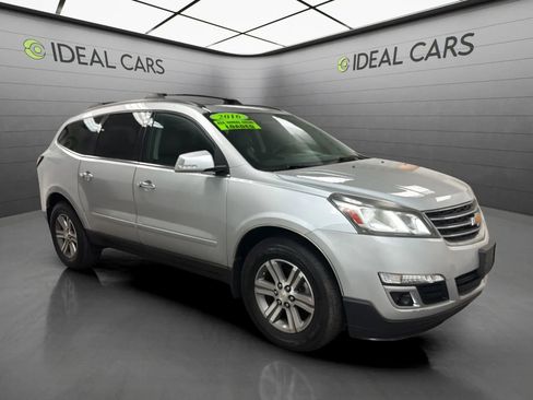 Used 2016 Chevrolet Traverse LT AWD/4WD image 3