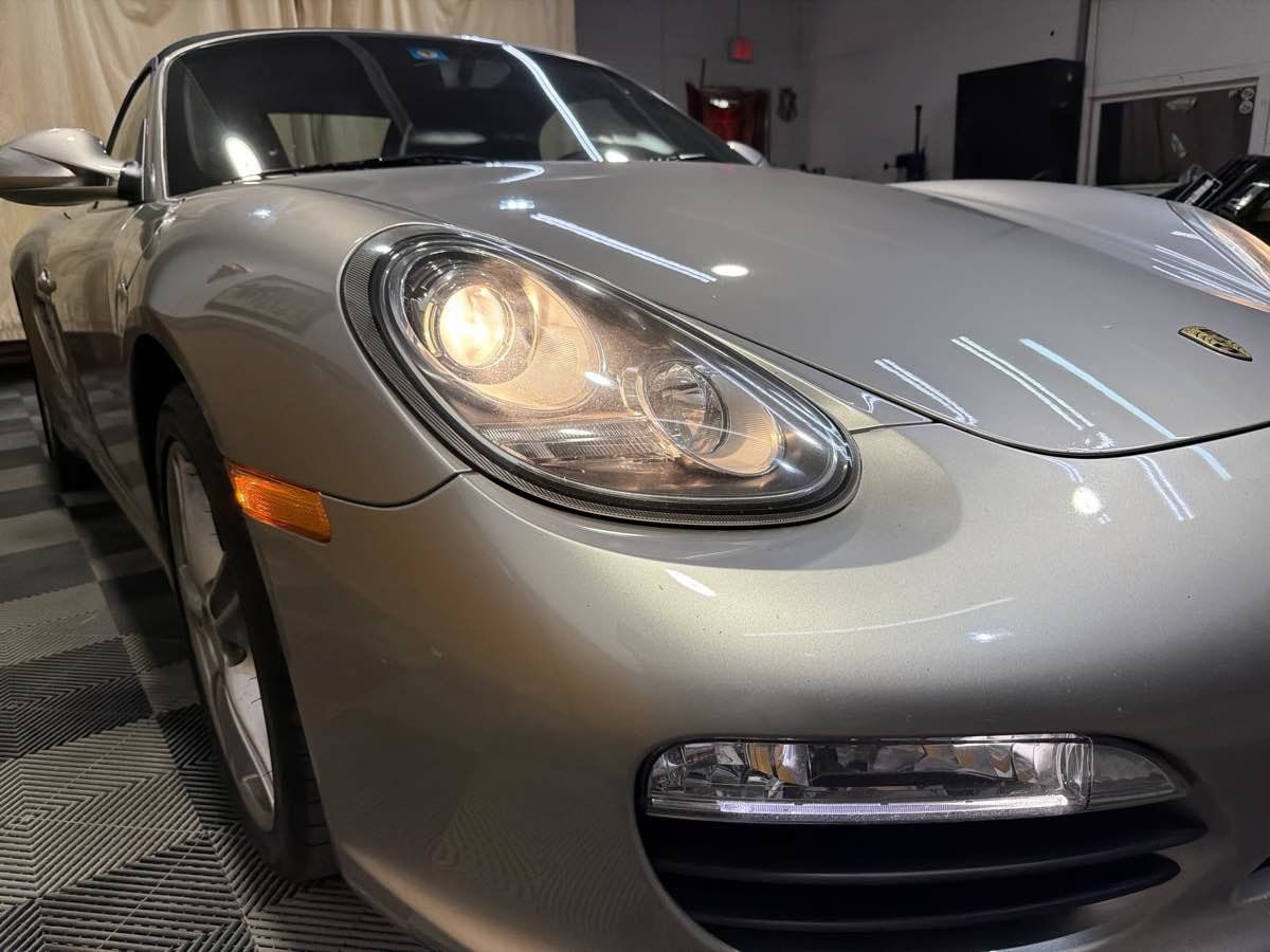 Used 2011 Porsche Boxster S RWD image 9