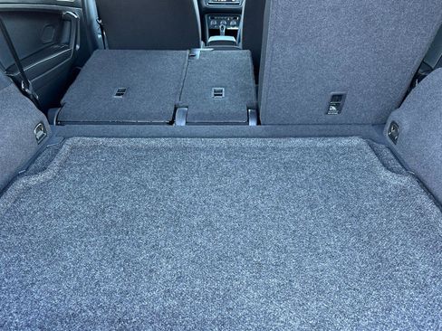 Used 2022 Volkswagen Tiguan S image 14