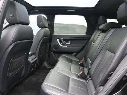 Used 2018 Land Rover Discovery Sport HSE image 22