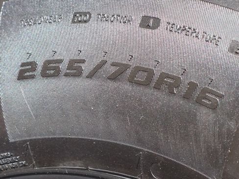 Used 2022 Nissan Frontier S w/ Technology Package RWD image 44