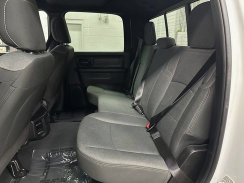 Used 2024 RAM 2500 Tradesman w/ Chrome Appearance Group AWD/4WD image 22