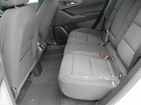 New 2026 Chevrolet Equinox LT image 24