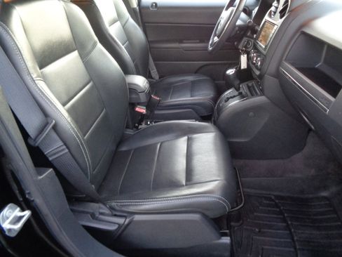 Used 2017 Jeep Patriot High Altitude image 26