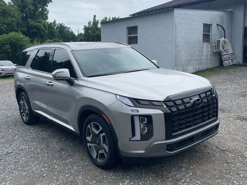 Used 2025 Hyundai Palisade SEL FWD image 4