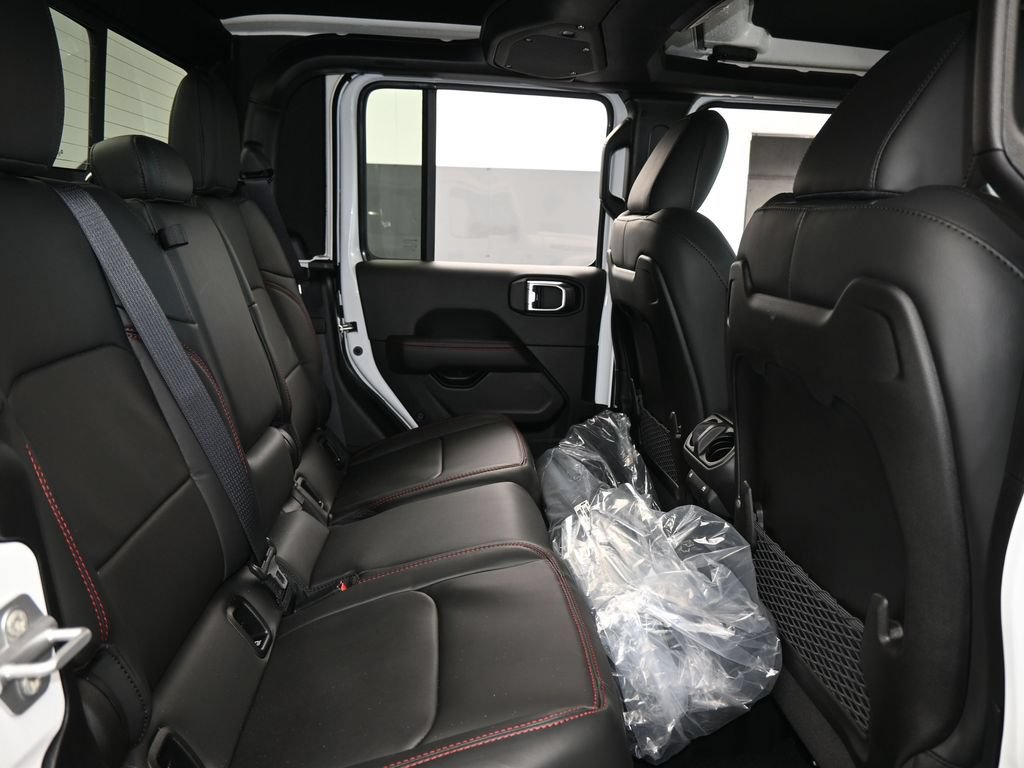 New 2026 Jeep Gladiator Rubicon AWD/4WD image 37