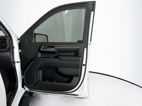 Used 2023 Chevrolet Silverado 1500 LT image 31